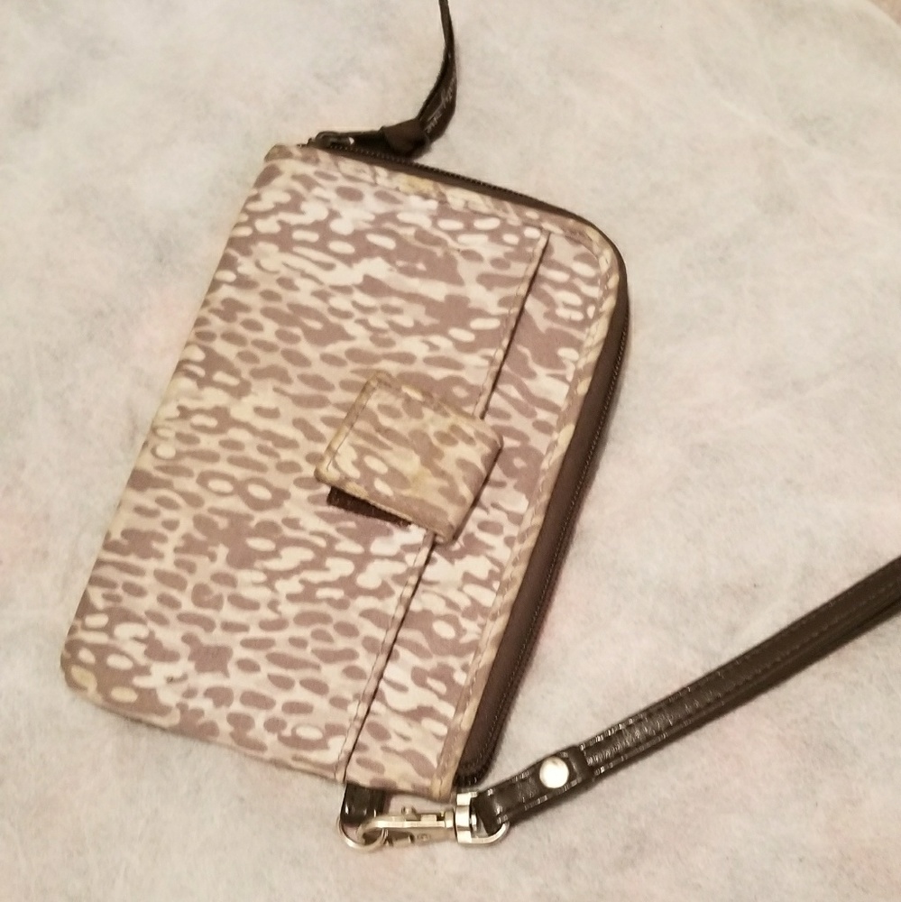 31 wristlet